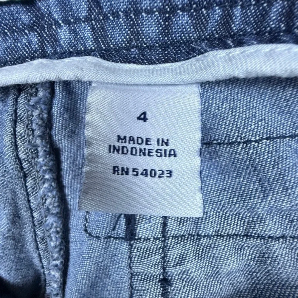 GAP jeans medium